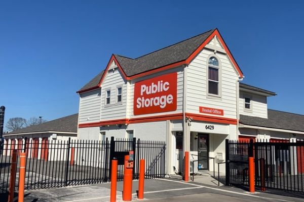 Public Storage - Indianapolis - 6429 N Keystone Ave - 6429 N Keystone Ave