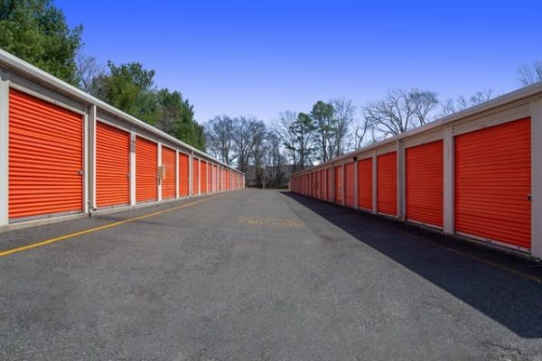 Public Storage - Jackson - 163 N County Line Road - 163 N County Line Road