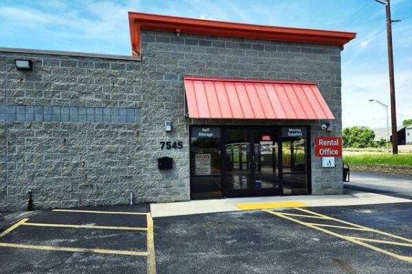 Public Storage - Worthington - 7545 Alta View Bl - 7545 Alta View Bl
