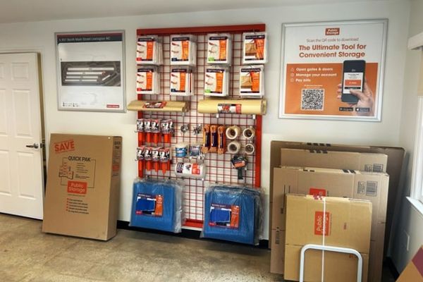 Public Storage - Lexington - 951 N Main Street - 951 N Main Street