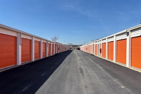 Public Storage - Bensenville - 556 North York Road - 556 North York Road