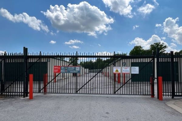 Public Storage - Louisville - 3818 Bardstown Rd - 3818 Bardstown Rd