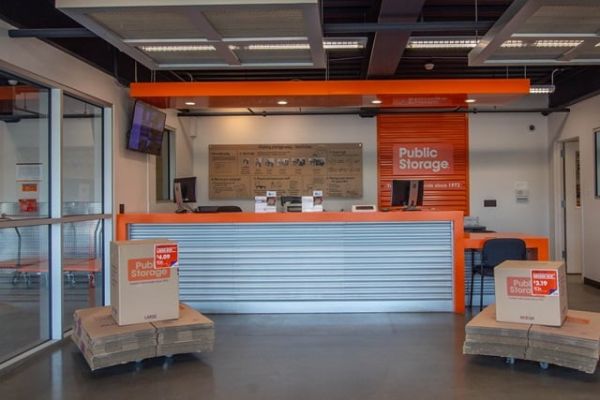 Public Storage - Hicksville - 800 S Oyster Bay Rd - 800 S Oyster Bay Rd
