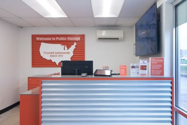 Public Storage - Florissant - 11575 New Halls Ferry Road - 11575 New Halls Ferry Road