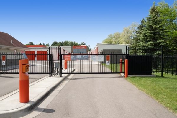 Public Storage - Stillwater - 5710 Memorial Ave N - 5710 Memorial Ave N