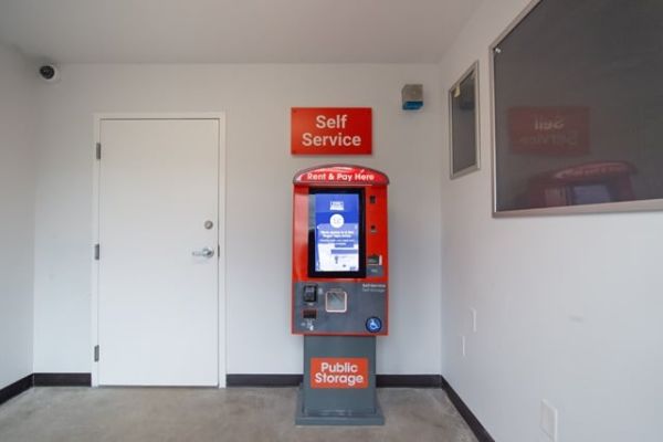 Public Storage - Lisle - 2109 Ogden Ave - 2109 Ogden Ave