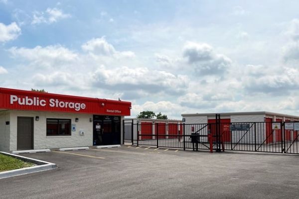 Public Storage - Chicago - 1001 W 111th Street - 1001 W 111th Street