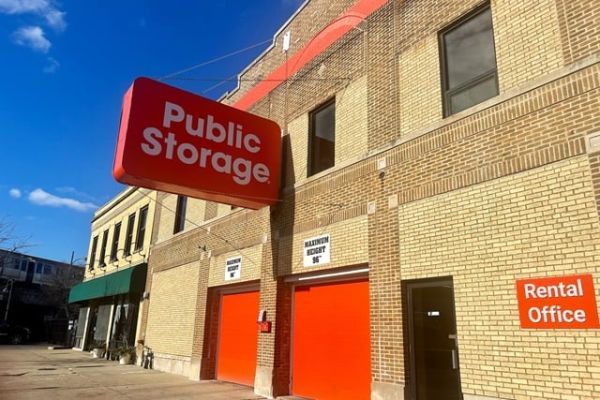 Public Storage - Chicago - 1512 West Jarvis Ave - 1512 West Jarvis Ave