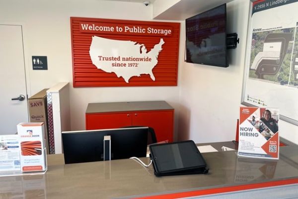 Public Storage - Saint Ann - 2956 N Lindbergh Blvd - 2956 N Lindbergh Blvd