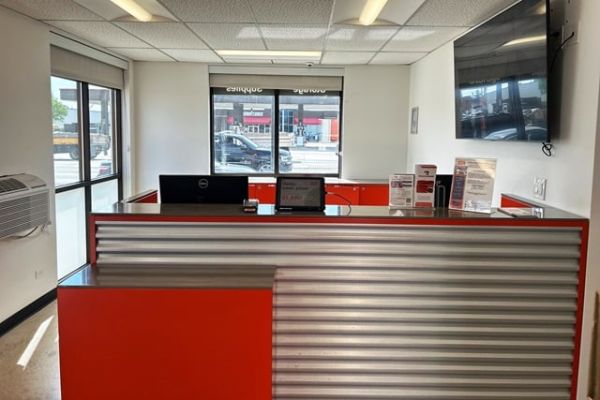 Public Storage - Chicago - 5901 S Harlem Ave - 5901 S Harlem Ave