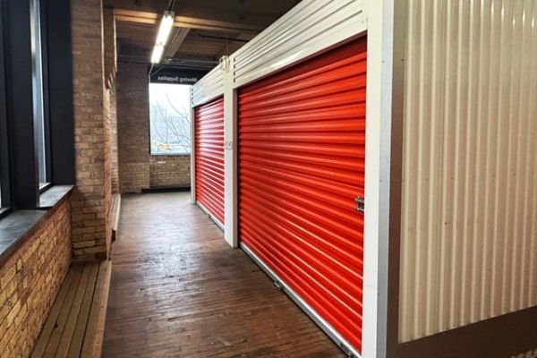 Public Storage - Chicago - 947 W Van Buren St - 947 W Van Buren St