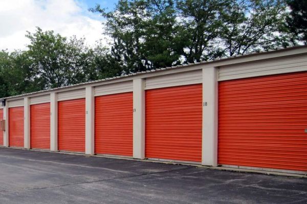 Public Storage - Milwaukee - 6676 W Appleton Ave - 6676 W Appleton Ave