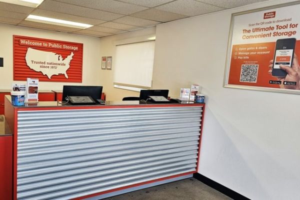 Public Storage - Colorado Springs - 2460 North Powers Blvd - 2460 North Powers Blvd