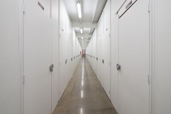Public Storage - Aloha - 19350 SW Shaw Street - 19350 SW Shaw Street