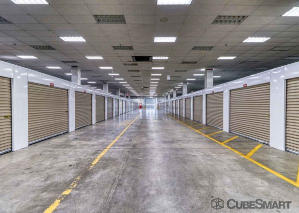 CubeSmart Self Storage - Saginaw - 3828 Bay Road