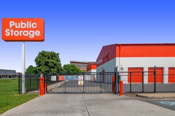 Public Storage - Fairfax - 8523 Lee Hwy - 8523 Lee Hwy