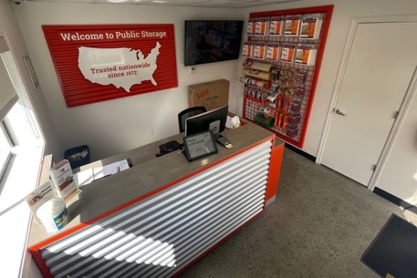 Public Storage - Columbia - 120 Decker Park Road - 120 Decker Park Road