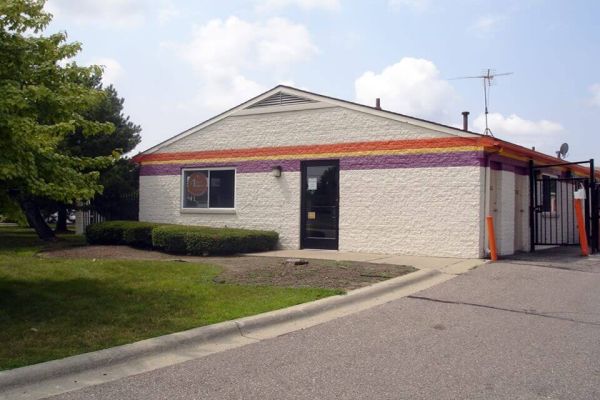Public Storage - Fraser - 31505 Groesbeck Hwy - 31505 Groesbeck Hwy