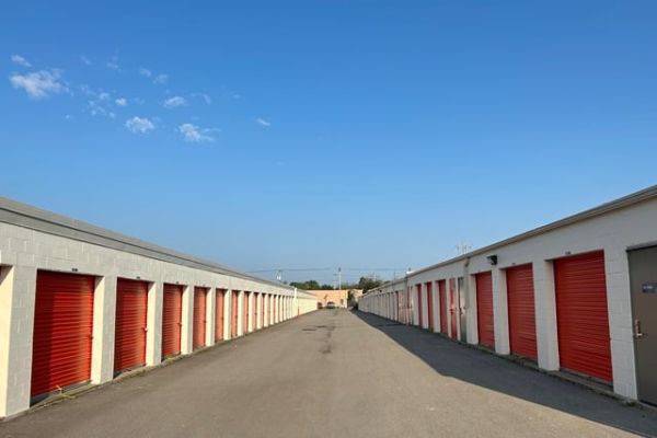 Public Storage - Amherst - 3671 Sheridan Drive - 3671 Sheridan Drive