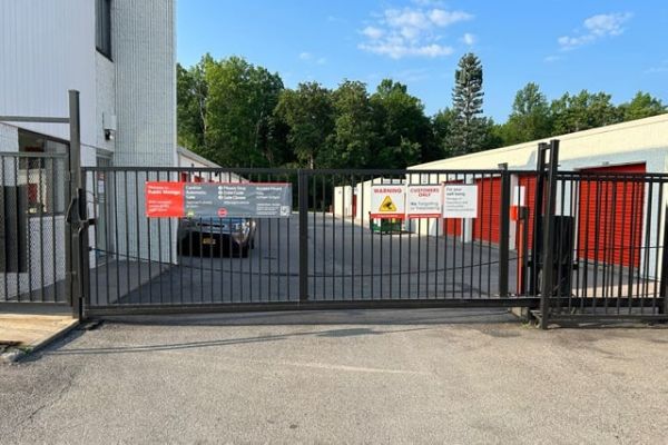 Public Storage - Amherst - 3671 Sheridan Drive - 3671 Sheridan Drive