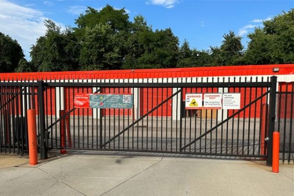 Public Storage - Florence - 7866 Tanners Lane - 7866 Tanners Lane