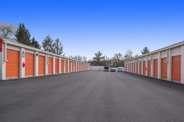 Public Storage - Spring Valley - 203 New Clarkstown Road - 203 New Clarkstown Road