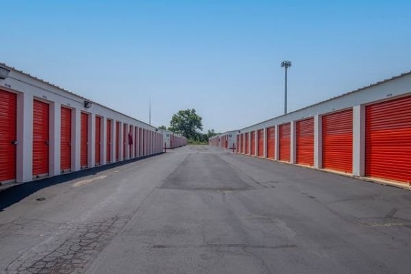 Public Storage - Newark - 201 Bellevue Road - 201 Bellevue Road