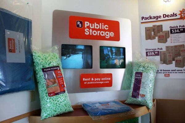Public Storage - Roswell - 2300 Holcomb Bridge Road - 2300 Holcomb Bridge Road
