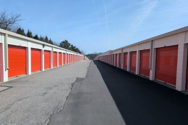Public Storage - Auburn Hills - 4040 Lapeer Road - 4040 Lapeer Road