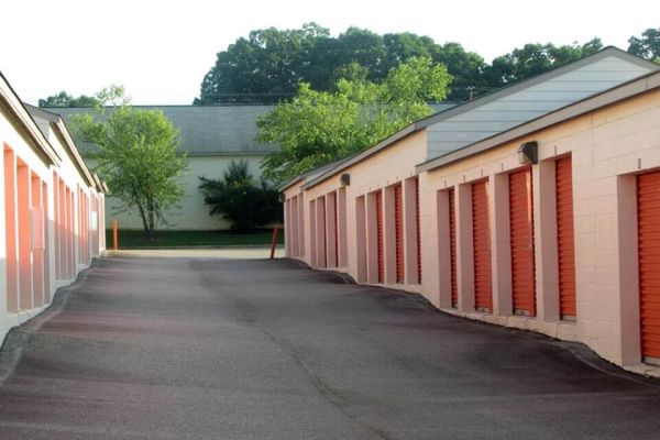 Public Storage - High Point - 2729 W English Road - 2729 W English Road