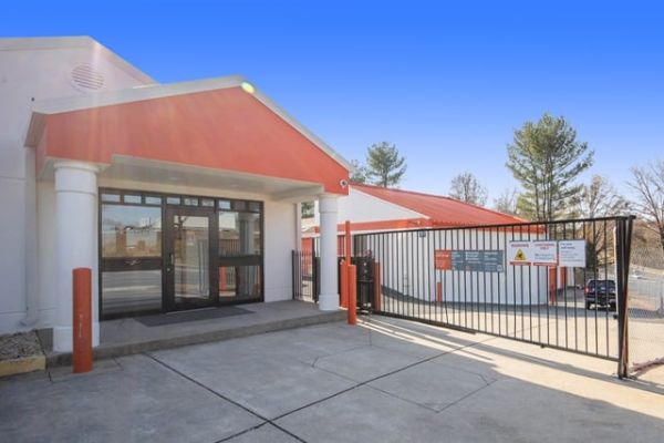 Public Storage - Dale City - 14215 Minnieville Road - 14215 Minnieville Road