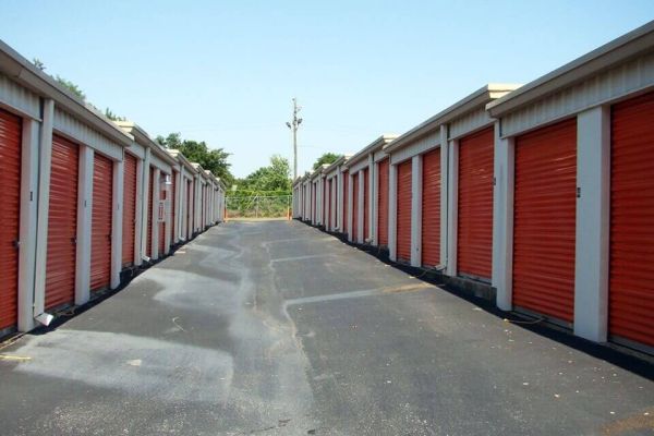 Public Storage - Mobile - 6200 Grelot Road - 6200 Grelot Road