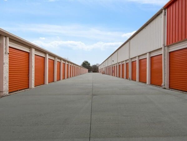 Public Storage - Naperville - 1556 West Ogden Ave - 1556 West Ogden Ave
