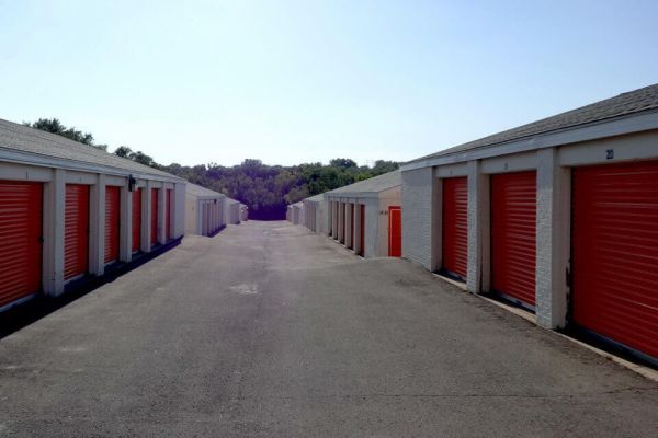 Public Storage - Merriam - 7100 W Frontage Road - 7100 W Frontage Road