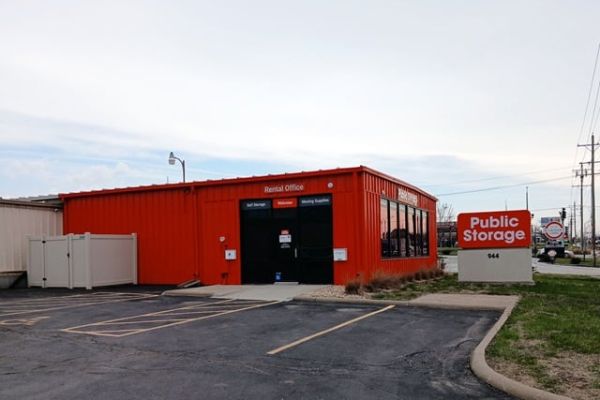 Public Storage - Lawrence - 2223 Haskell Ave - 2223 Haskell Ave