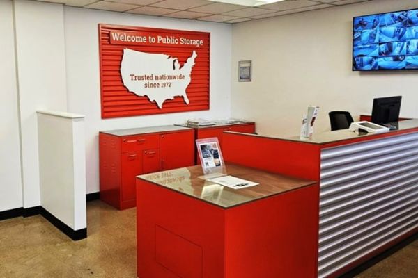 Public Storage - Chicago - 3327 W 47th Street - 3327 W 47th Street