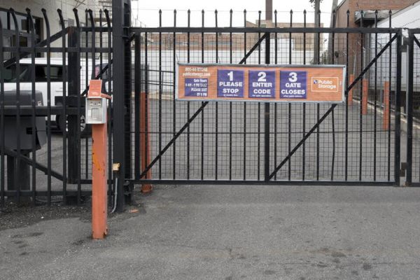 Public Storage - Chicago - 3327 W 47th Street - 3327 W 47th Street