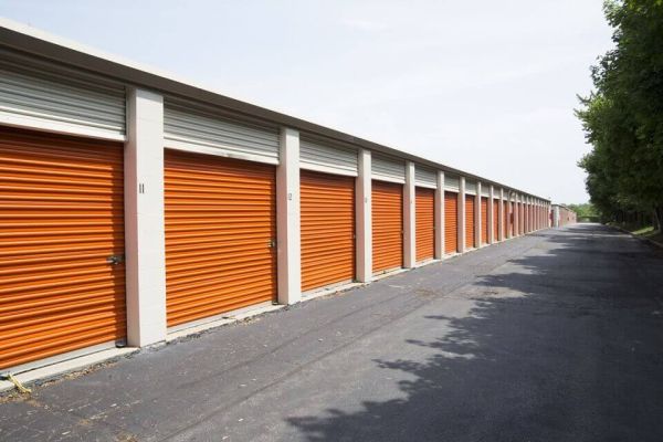 Public Storage - Bolingbrook - 615 E Boughton Road - 615 E Boughton Road