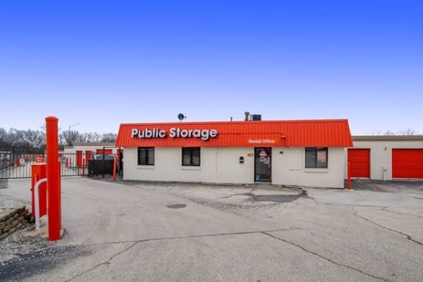 Public Storage - Willowbrook - 801 Joliet Road - 801 Joliet Road