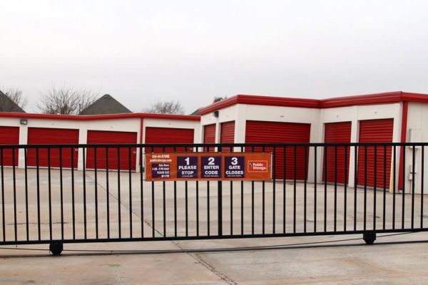 Public Storage - Edmond - 640 NW 164th St - 640 NW 164th St