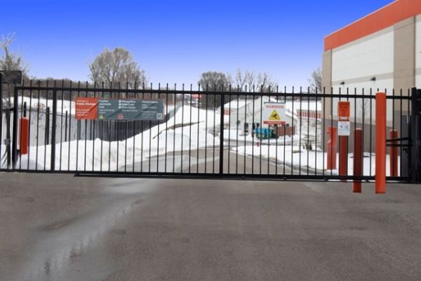 Public Storage - Eagan - 3735 Sibley Memorial Hwy - 3735 Sibley Memorial Hwy
