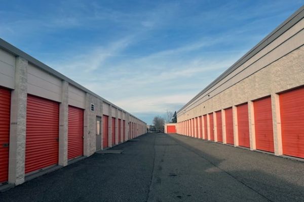 Public Storage - Apple Valley - 7233 155th St W - 7233 155th St W