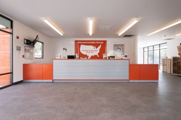 Public Storage - Pasadena - 2773 E Colorado Blvd - 2773 E Colorado Blvd
