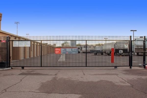 Public Storage - Queen Creek - 18729 E Business Park Dr - 18729 E Business Park Dr
