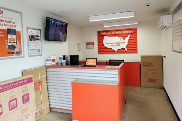 Public Storage - Lakewood - 5788 W 6th Ave - 5788 W 6th Ave