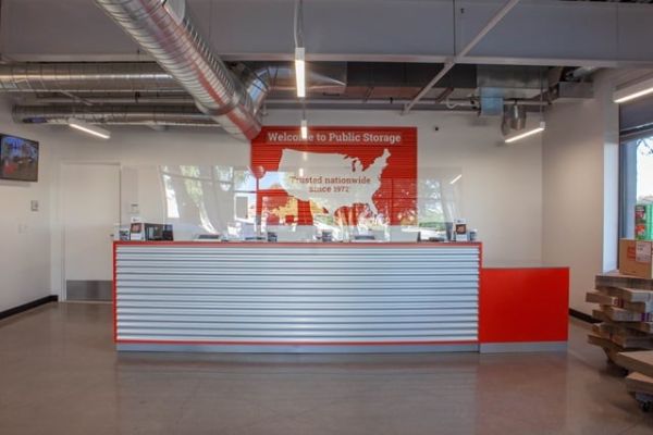 Public Storage - Phoenix - 4423 N 24th St - 4423 N 24th St