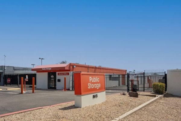 Public Storage - Scottsdale - 8615 E McDowell Rd - 8615 E McDowell Rd