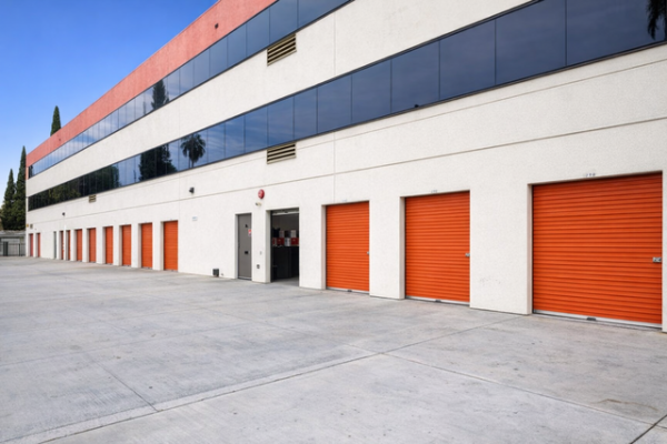 Public Storage - Studio City - 10830 Ventura Blvd - 10830 Ventura Blvd