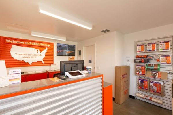Public Storage - Costa Mesa - 1725 Pomona Ave - 1725 Pomona Ave