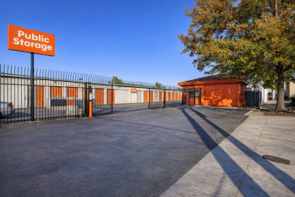 Public Storage - Alameda - 1829 Webster Street - 1829 Webster Street